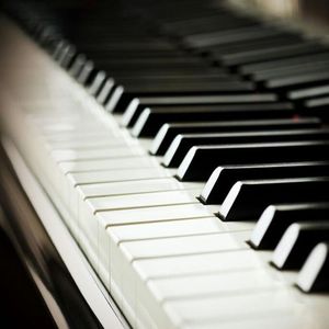 扒开日本美女❌狂揉❌拔萝卜视频
